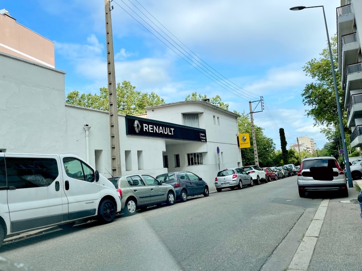 Garage Lyonnet-Momplot - photo 2